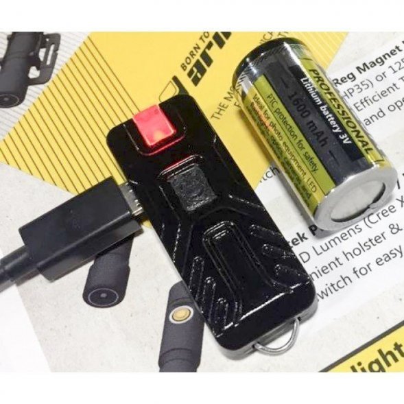 Фонарь брелок Armytek Zippy