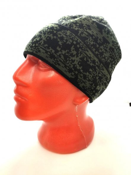 Шапка вязанная