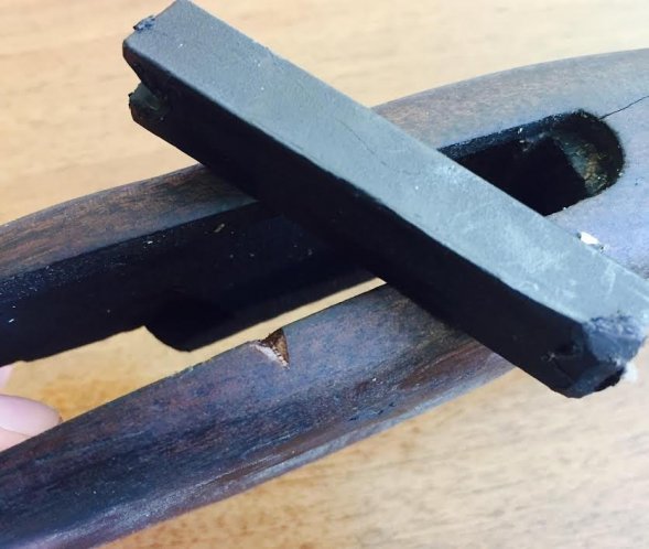 Воск реставрационный для обработки дерева темный